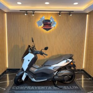AUTOMATICA NMAX 155 V3 COMO NUEVA