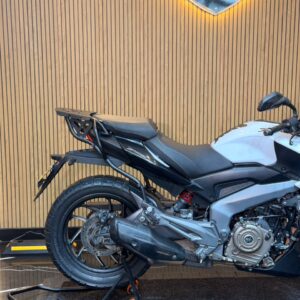 DOMINAR 400